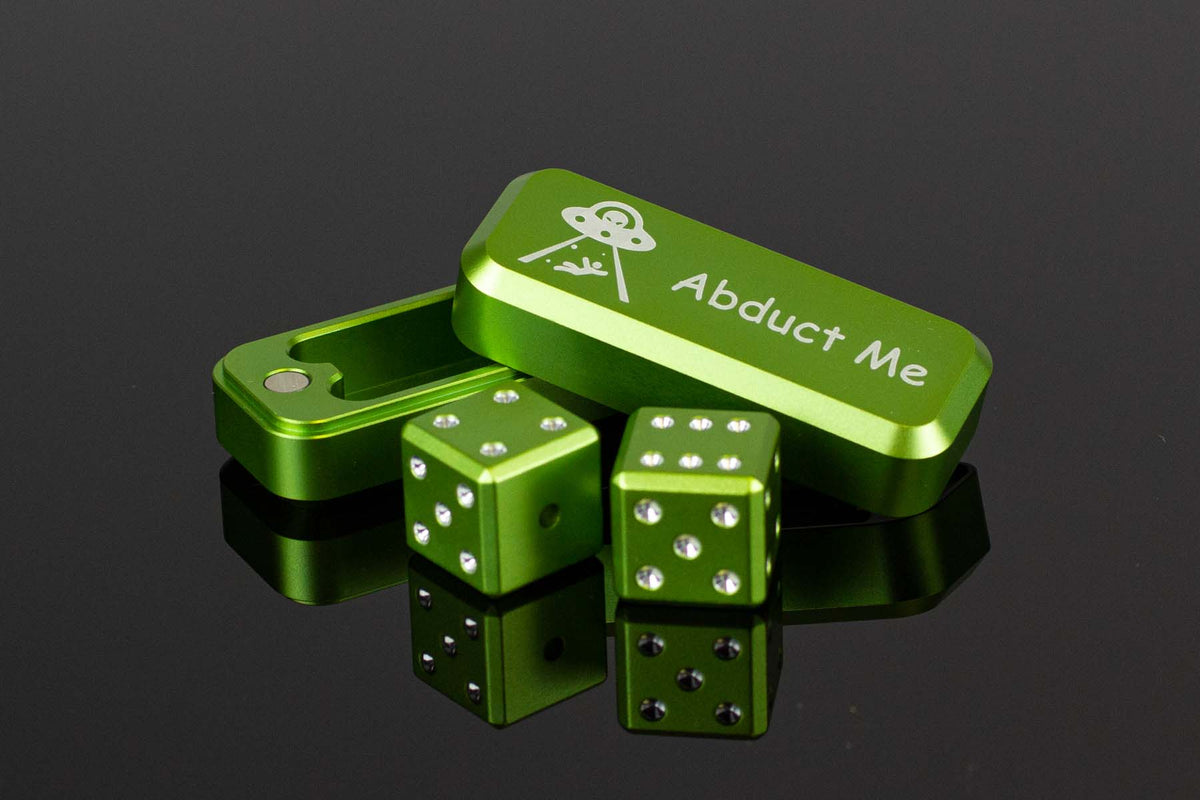 Alien Green 2 Dice w/ Case + FREE Alien Glasses – GRAVITY DICE